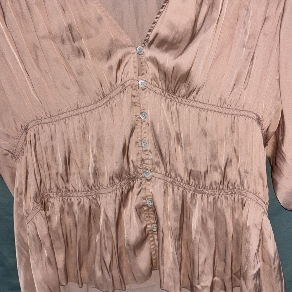 EUC Frame Pink Shirred V-Neck Blouse Size Large Retro 90s Vibe Fire Rose Summer - Picture 3 of 6